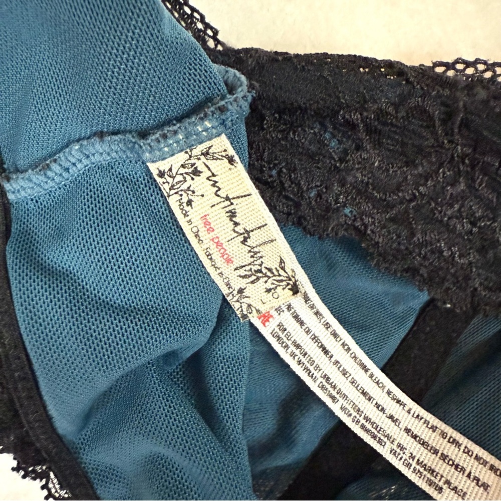Free People Intimately Midnight Lace Bralette - Picture 11 of 11